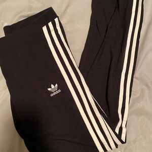 Adidas leggings small